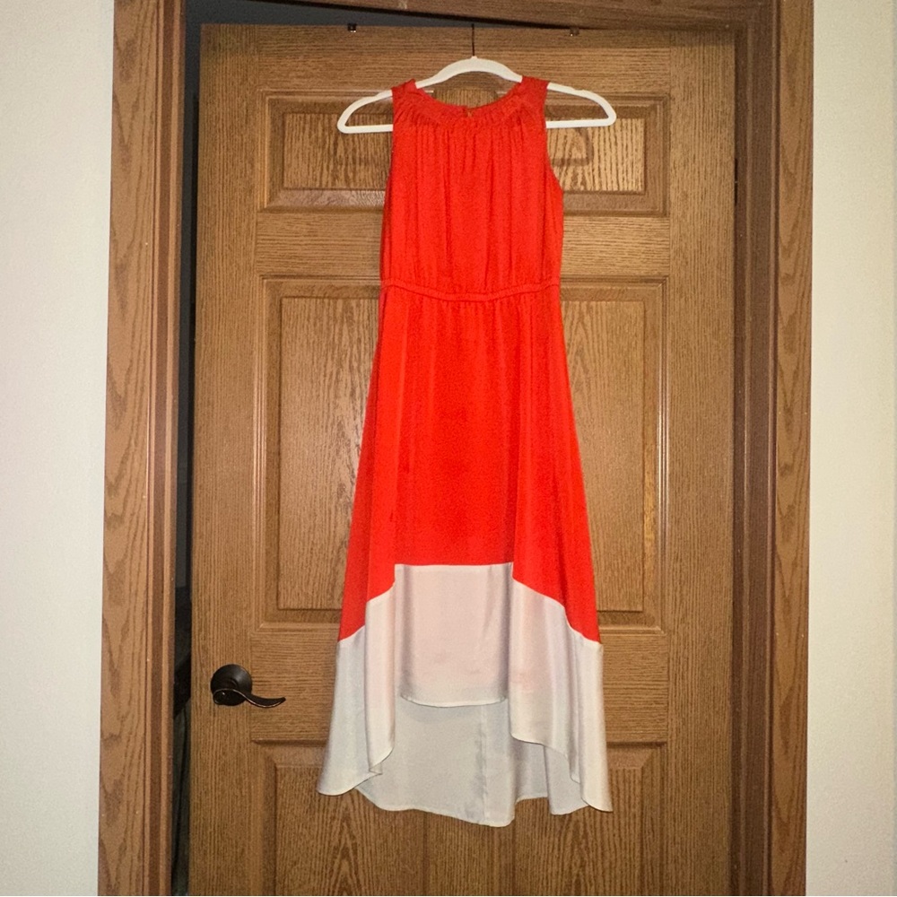 LOFT Vibrant Red and Tan Midi dress! Perfect for dress up or summer wear!